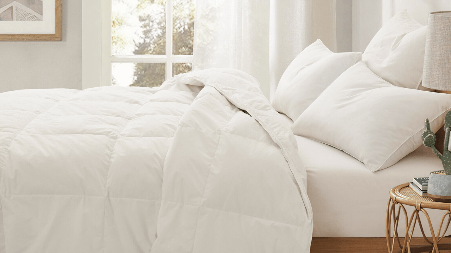 Ultimate Guide to Tying Duvet Cover Loops and Using Comforters - Delara