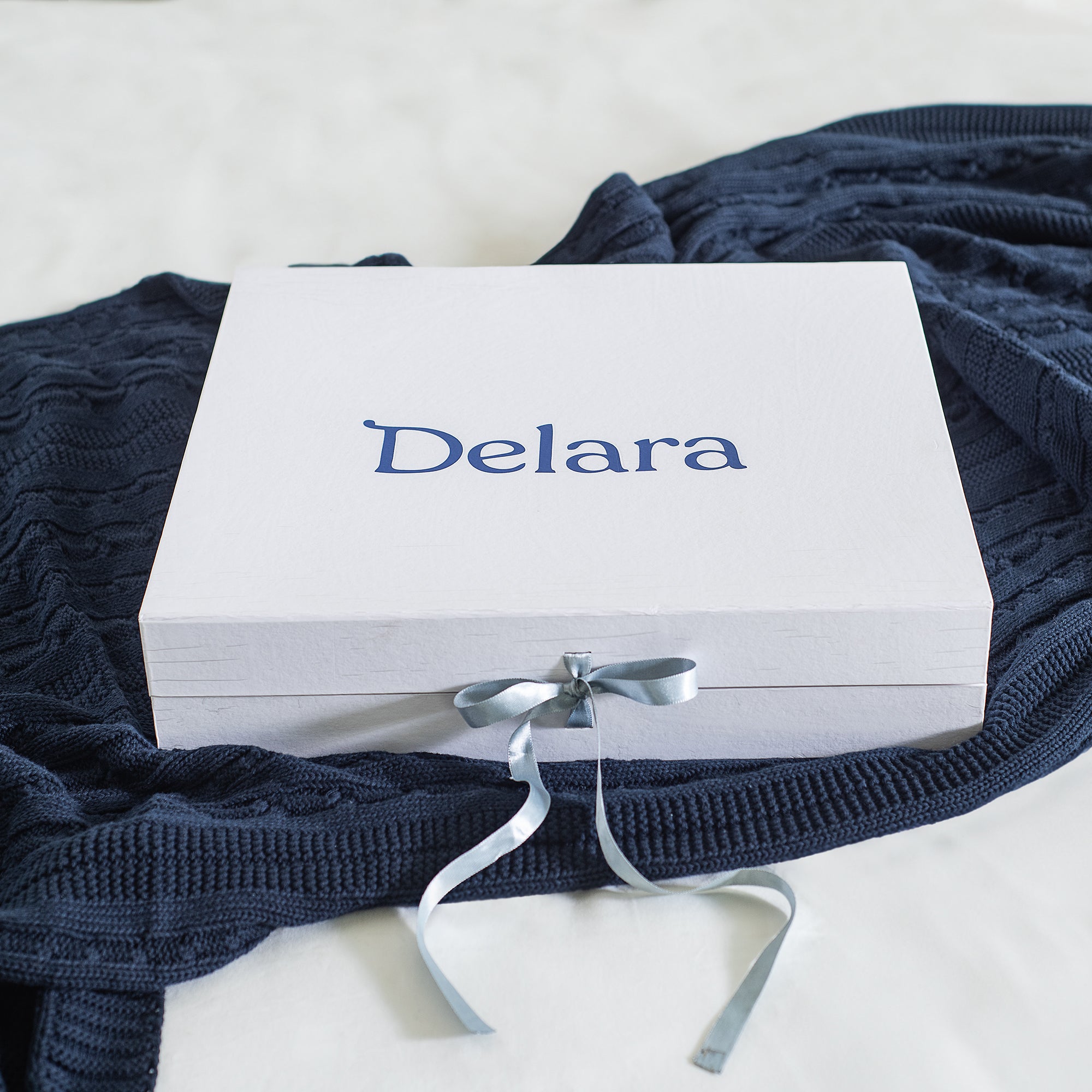 Organic Cotton Cable Knit Throw - DelaraHome