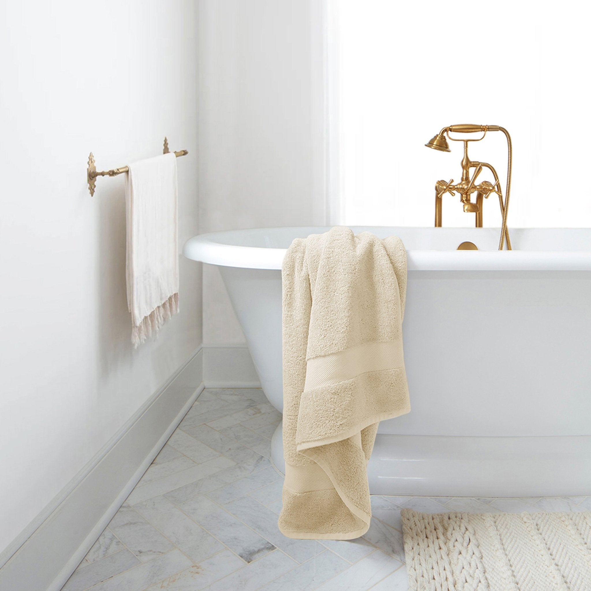 100% Organic Cotton Quick Dry Bath Towel - Delara