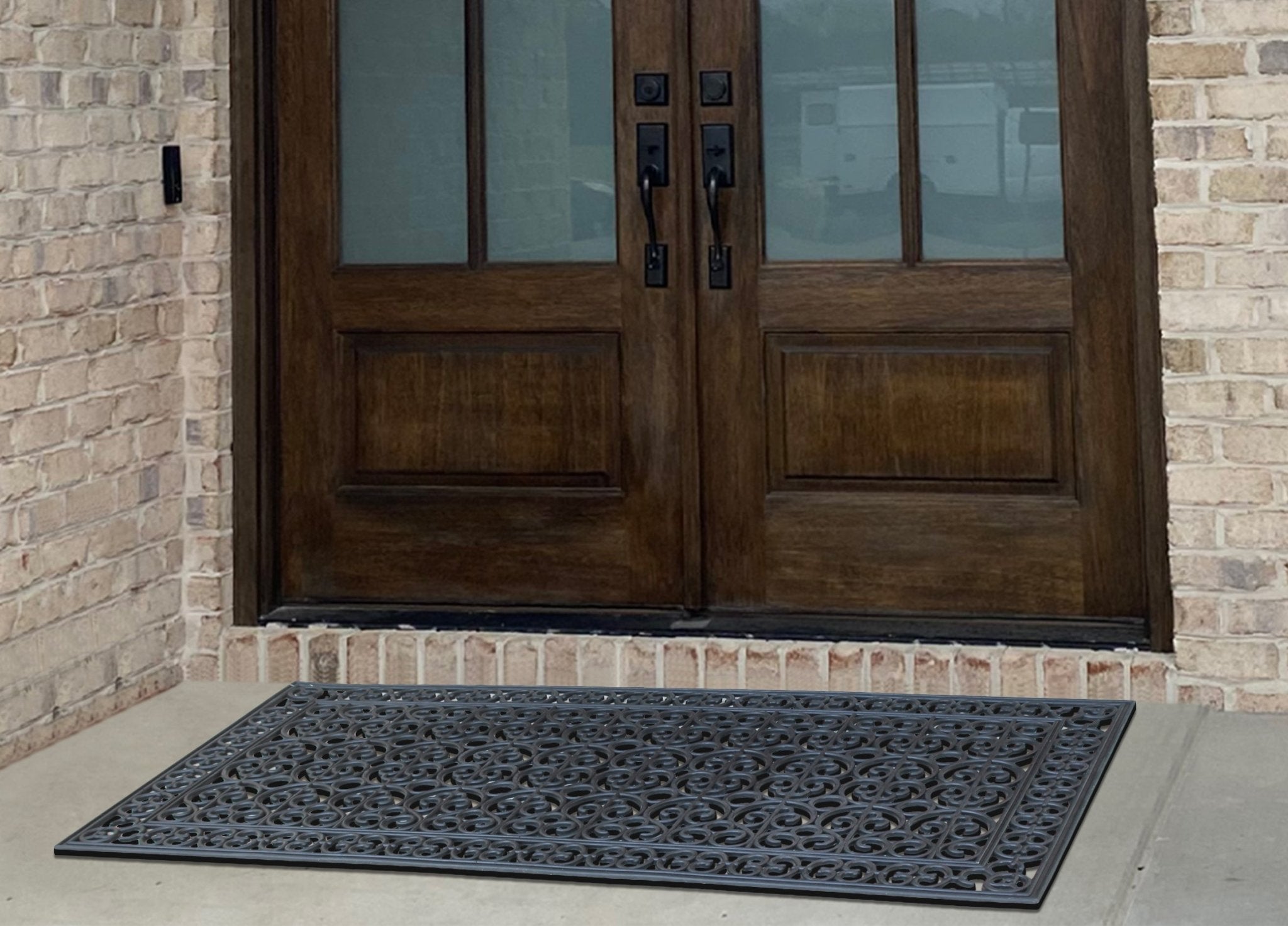 Grandeur Court Large Rubber Doormat 30"X60" - DelaraHome